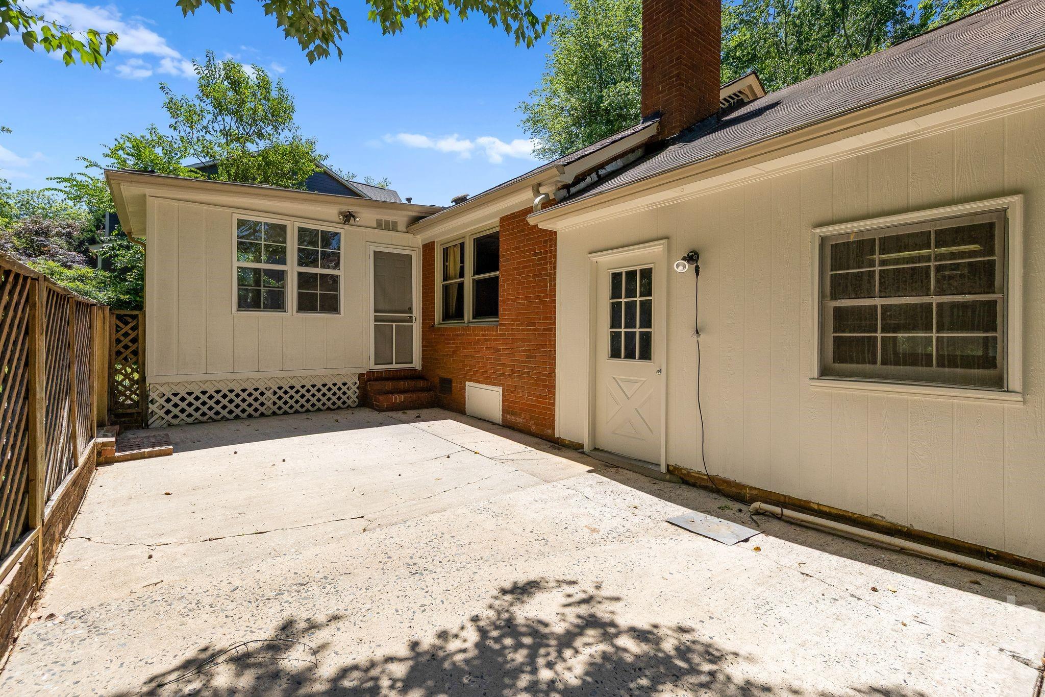 3137 Frederick Place Charlotte NC 28210