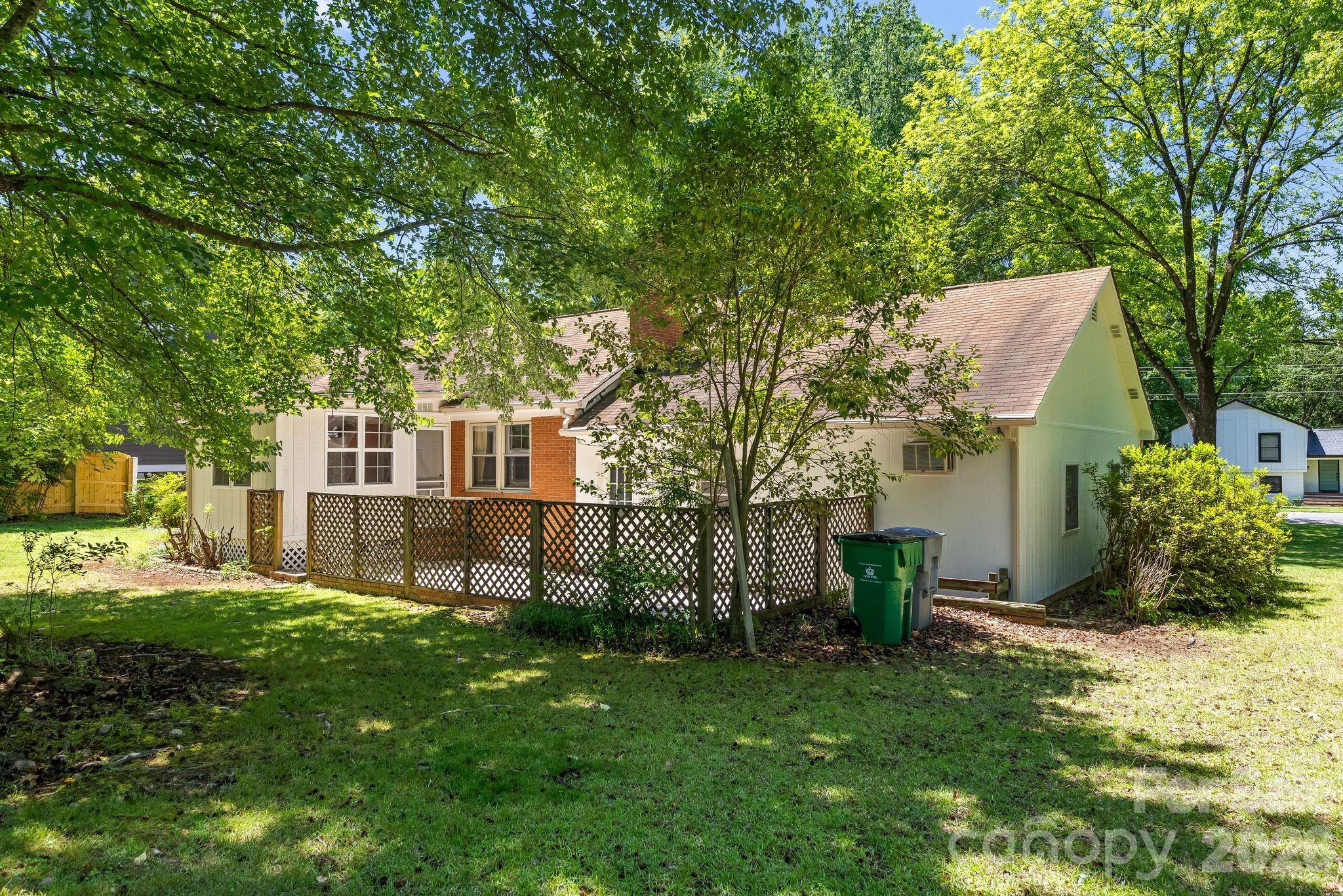 3137 Frederick Place Charlotte NC 28210