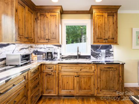 10 Freno Drive Asheville NC 28803