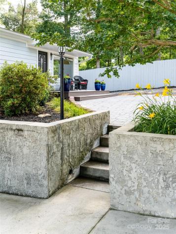 10 Freno Drive Asheville NC 28803