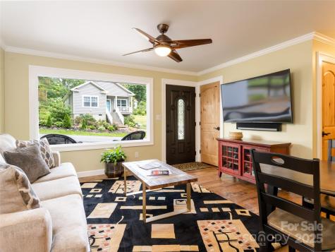 10 Freno Drive Asheville NC 28803