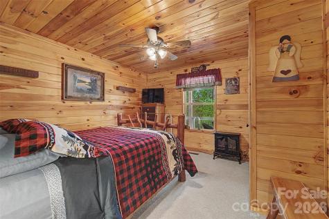 30 Sleepy Bear Ridge Whittier NC 28789