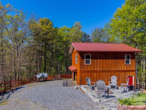 30 Sleepy Bear Ridge Whittier NC 28789