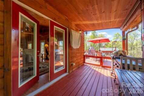 30 Sleepy Bear Ridge Whittier NC 28789