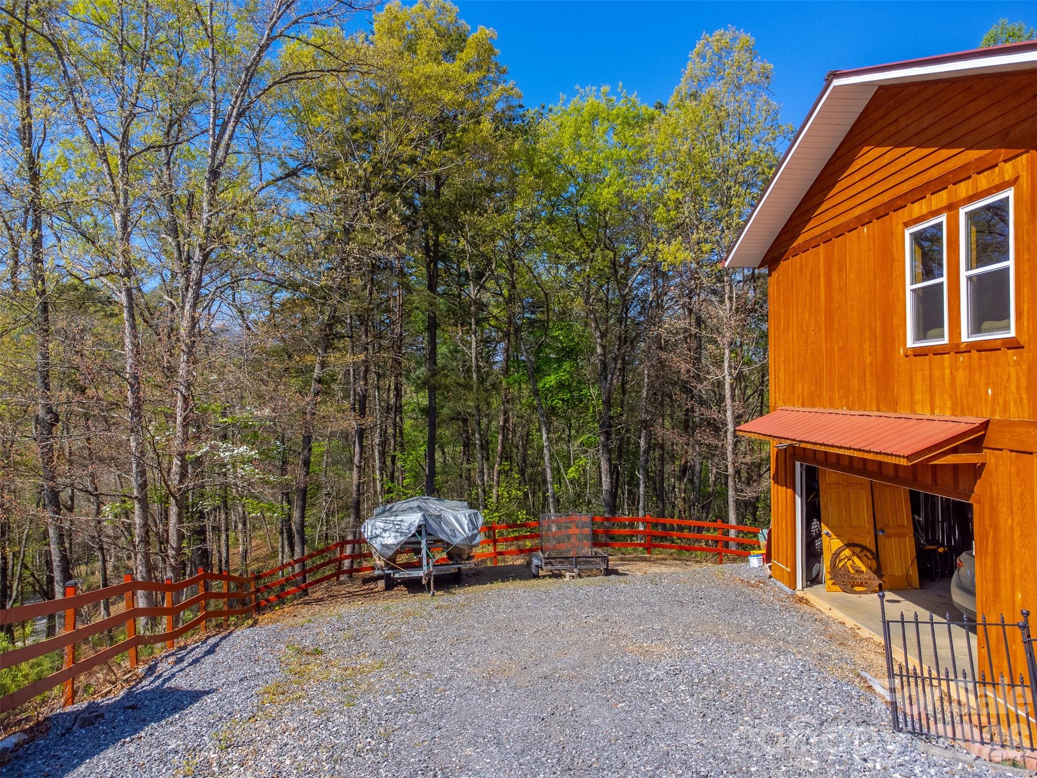 30 Sleepy Bear Ridge Whittier NC 28789