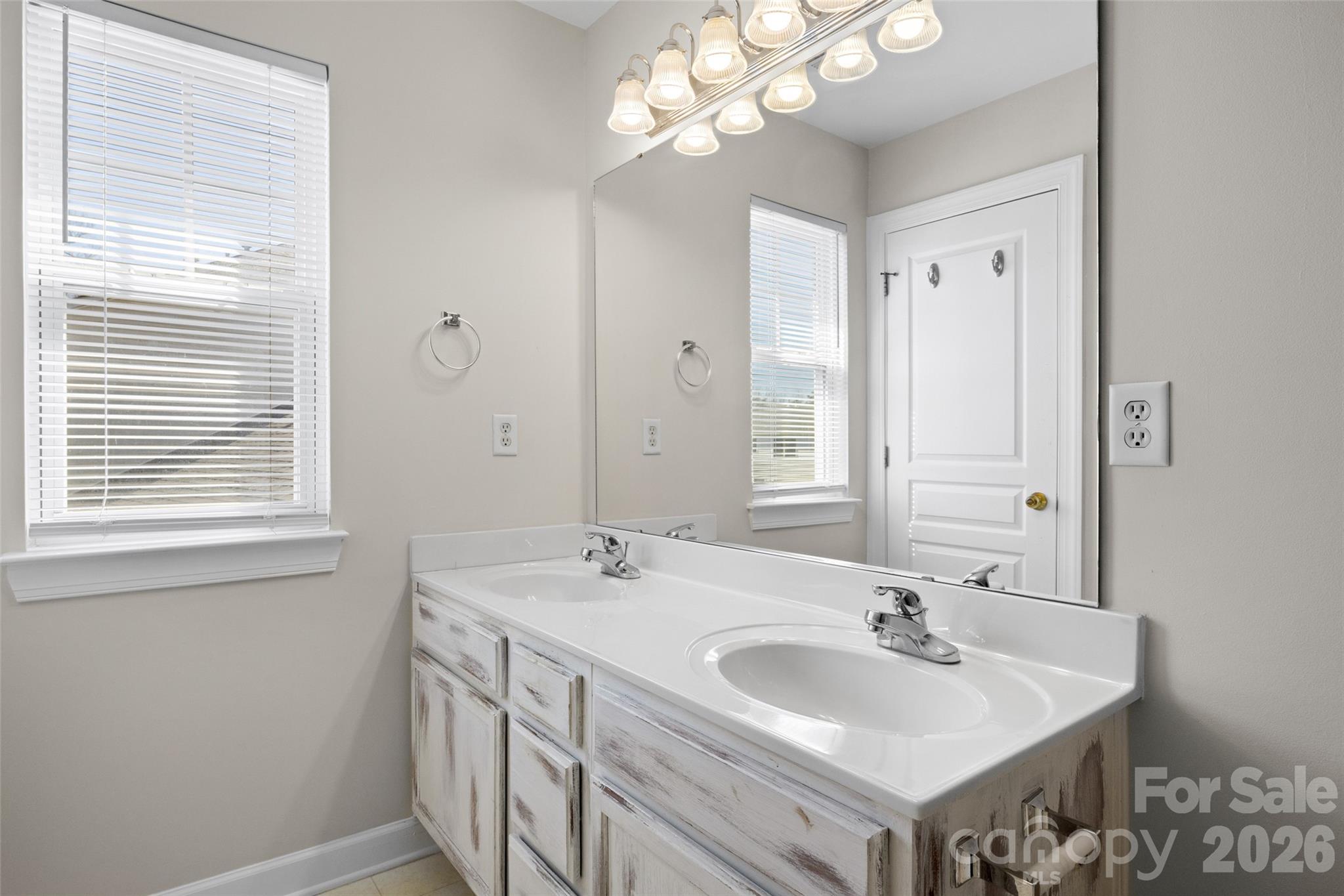 6358 Royal Celadon Way Charlotte NC 28269