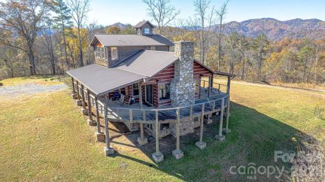 2381 Little Pine Road Marshall NC 28753