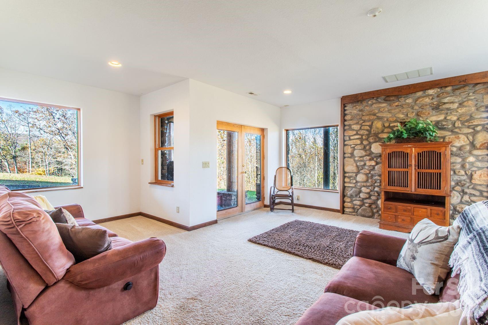 2381 Little Pine Road Marshall NC 28753