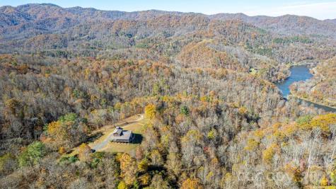 2381 Little Pine Road Marshall NC 28753
