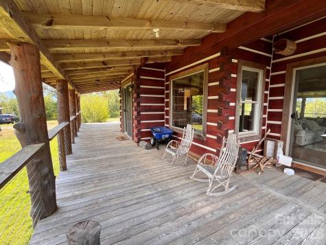 2381 Little Pine Road Marshall NC 28753