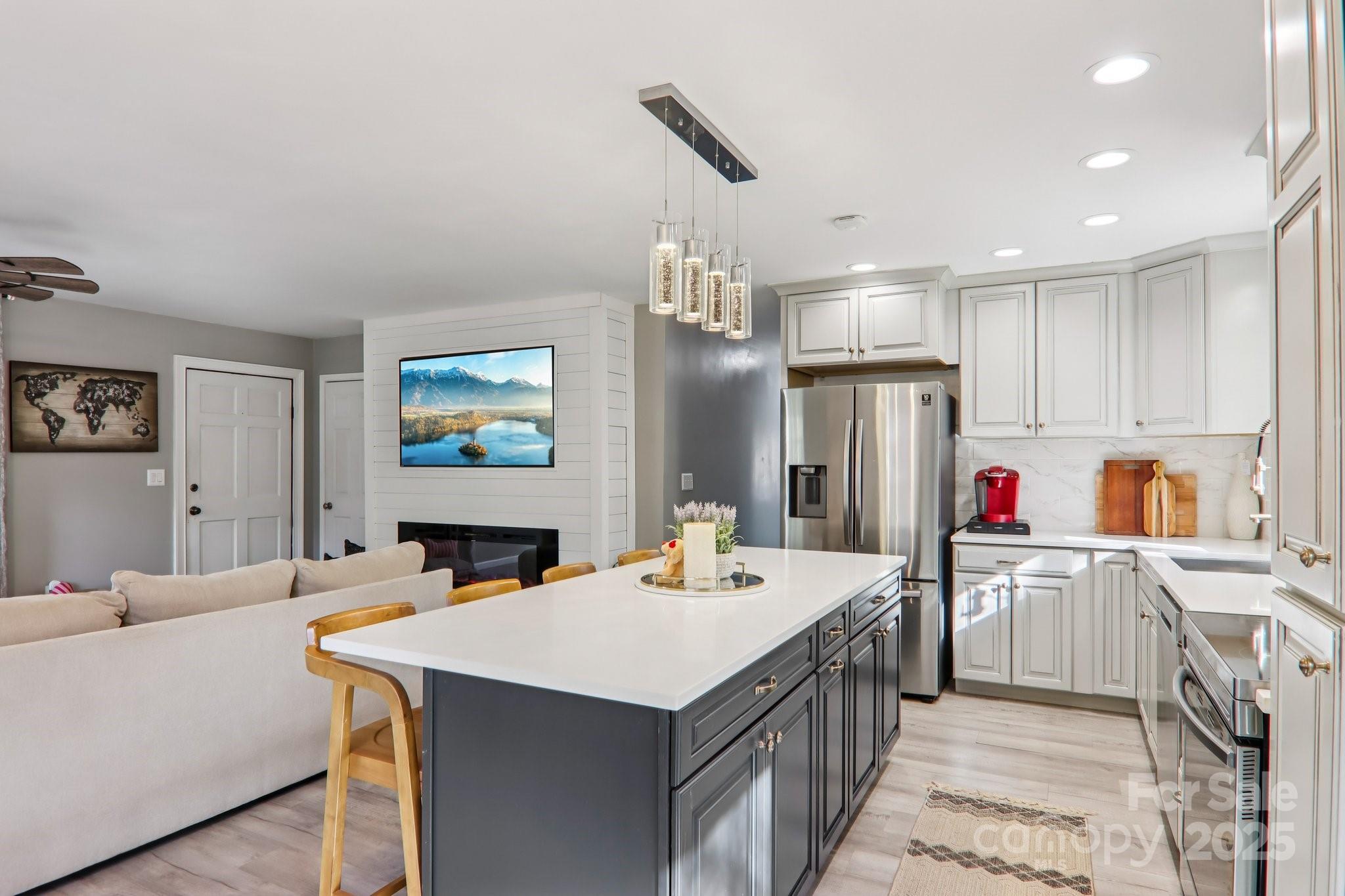 199 Davis Cove Road Waynesville NC 28786