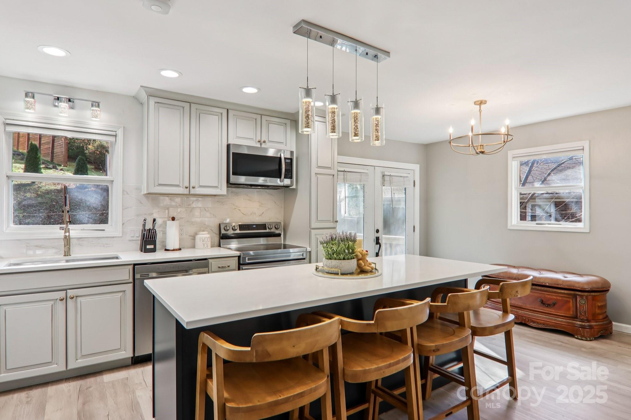 199 Davis Cove Road Waynesville NC 28786