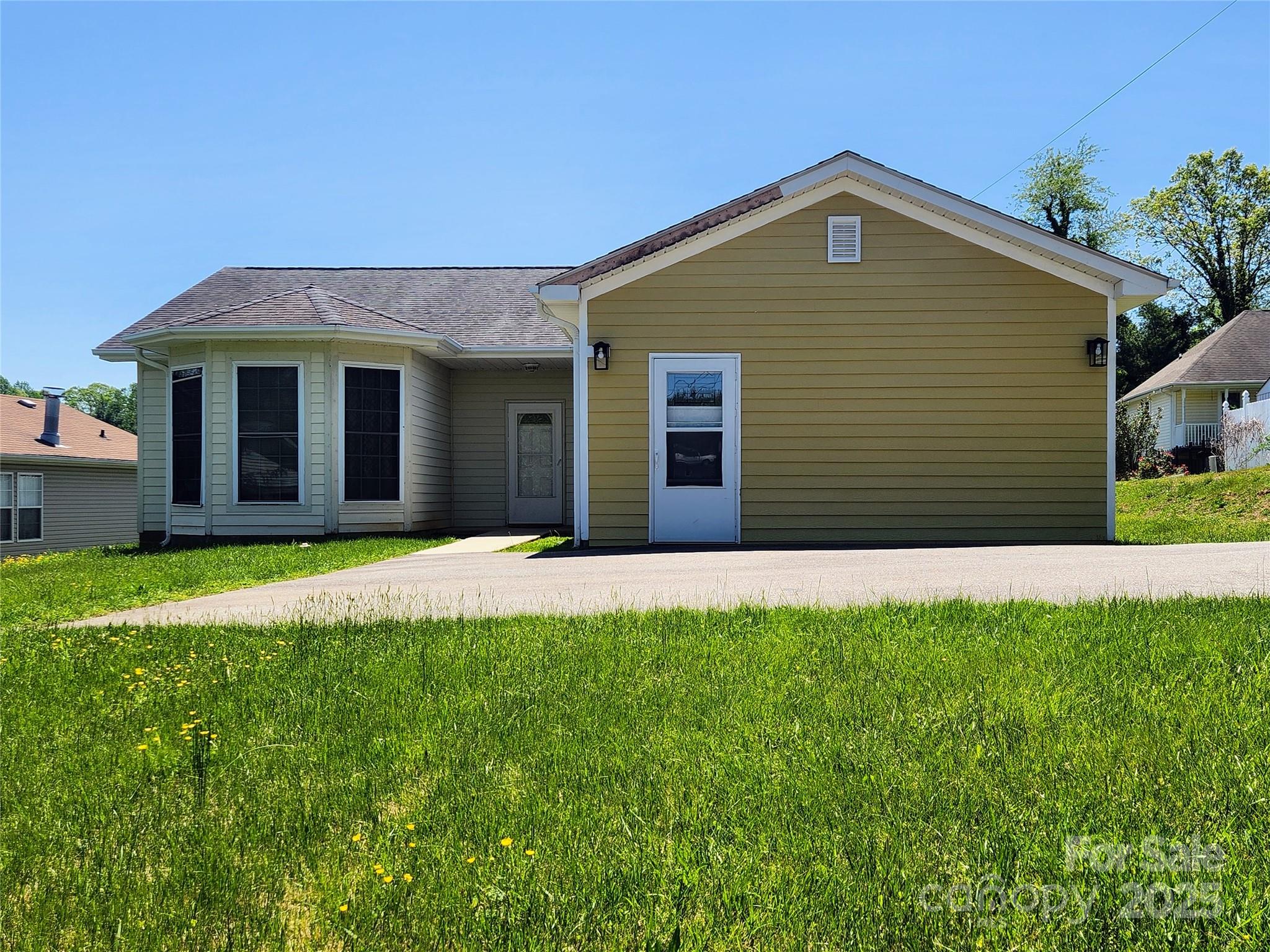 Asheville NC, 979 W Chapel Road