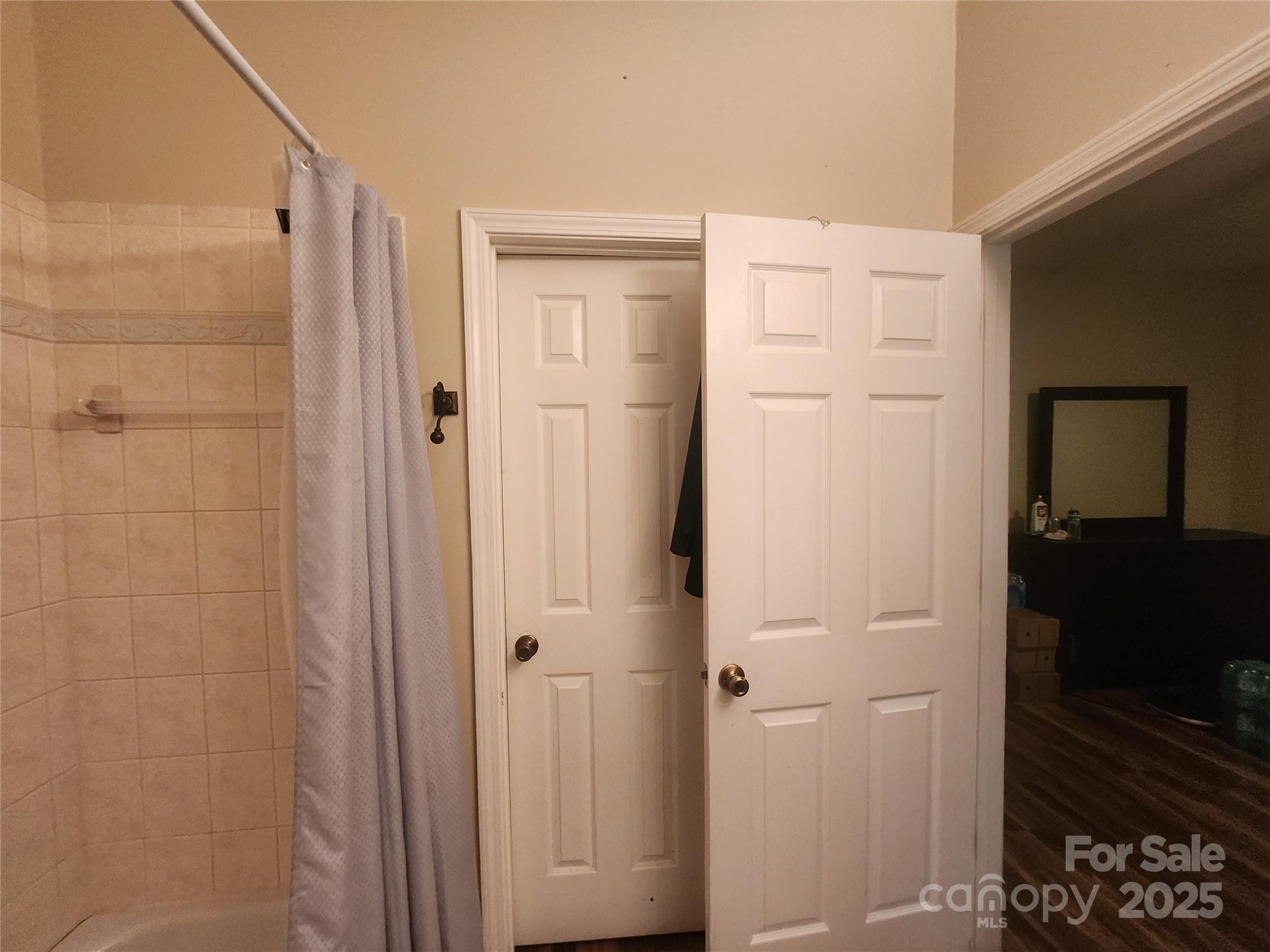 979 W Chapel Road Asheville NC 28803