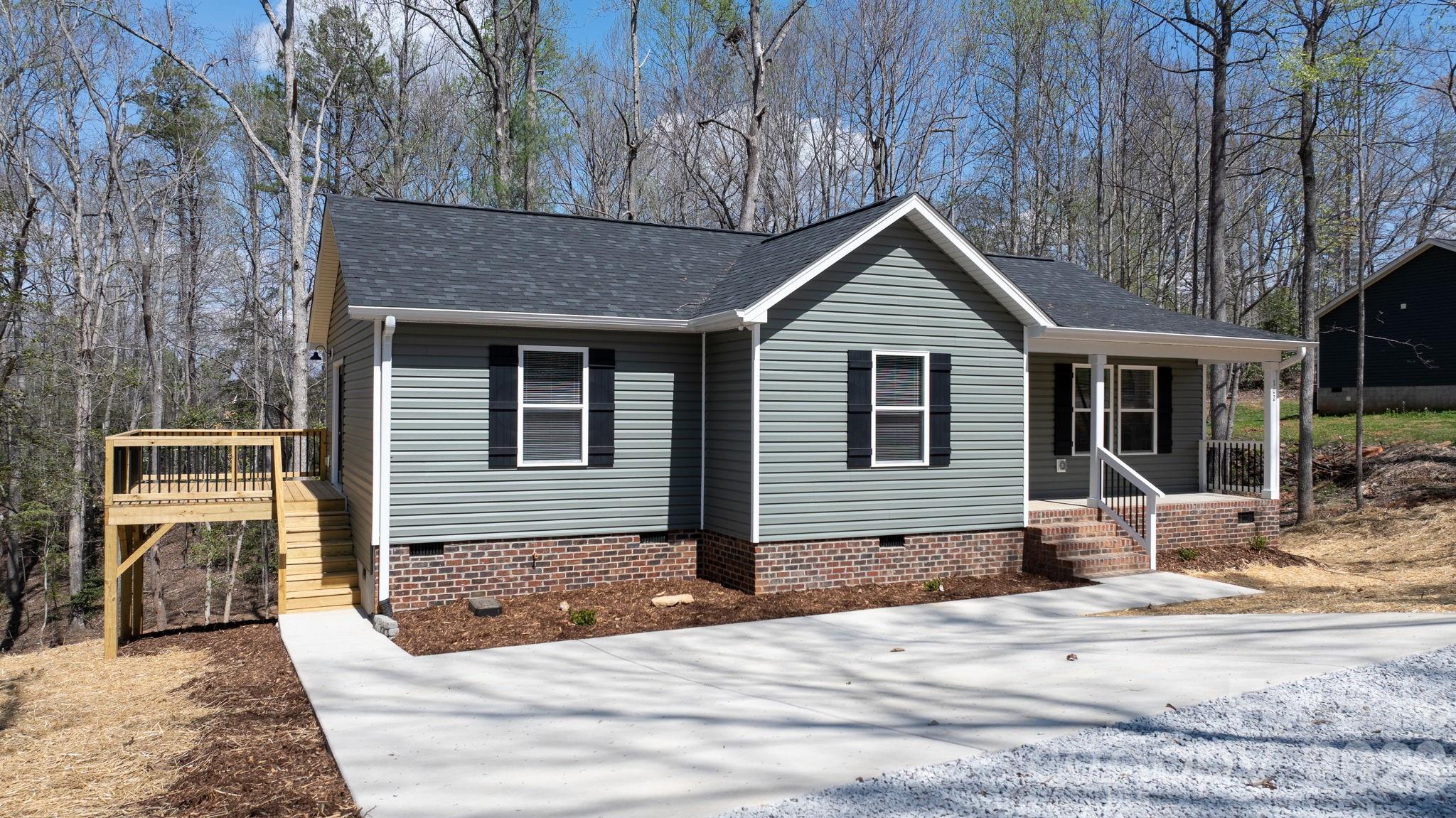 102 Kitchings Drive Valdese NC 28690