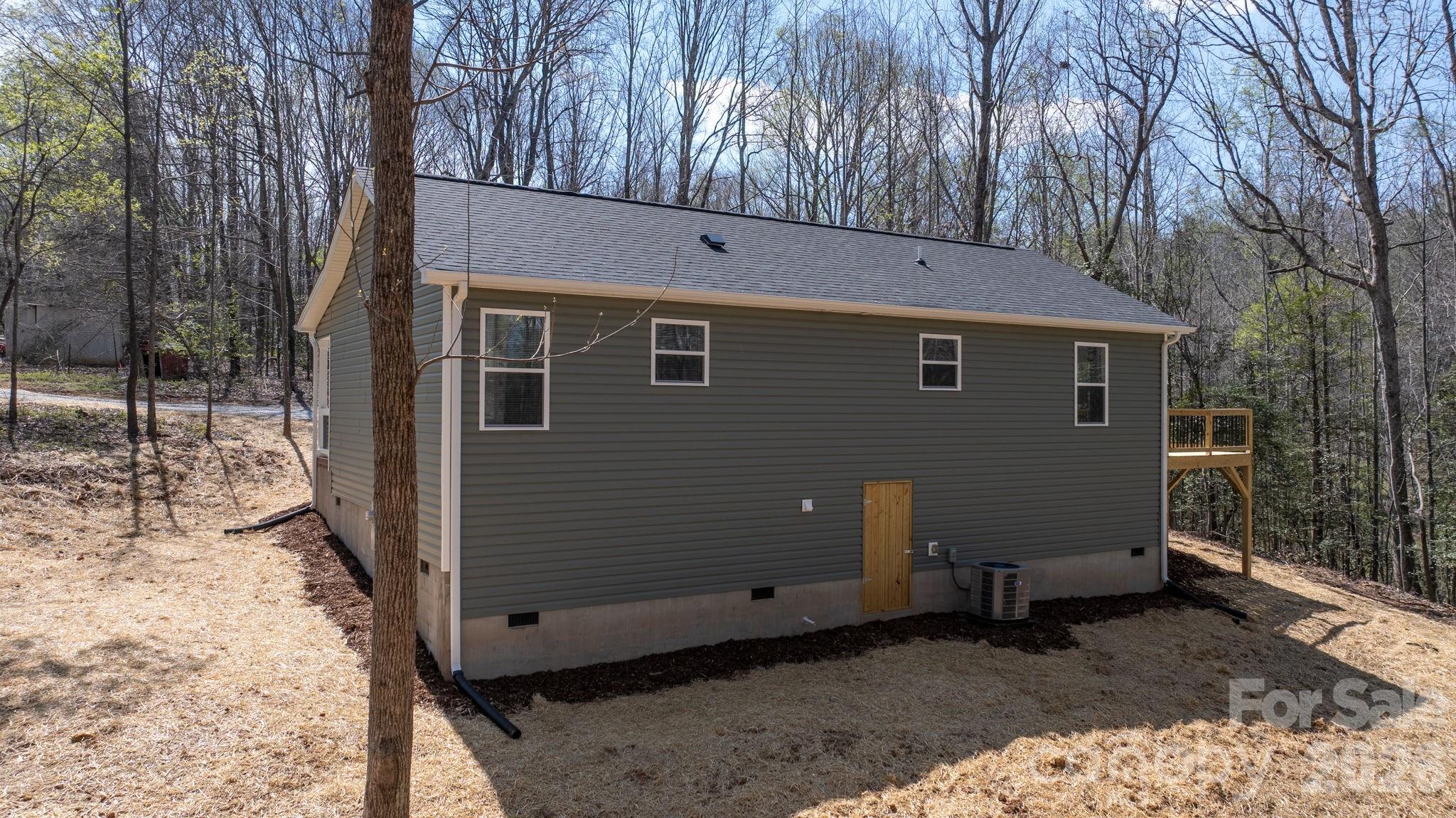 102 Kitchings Drive Valdese NC 28690