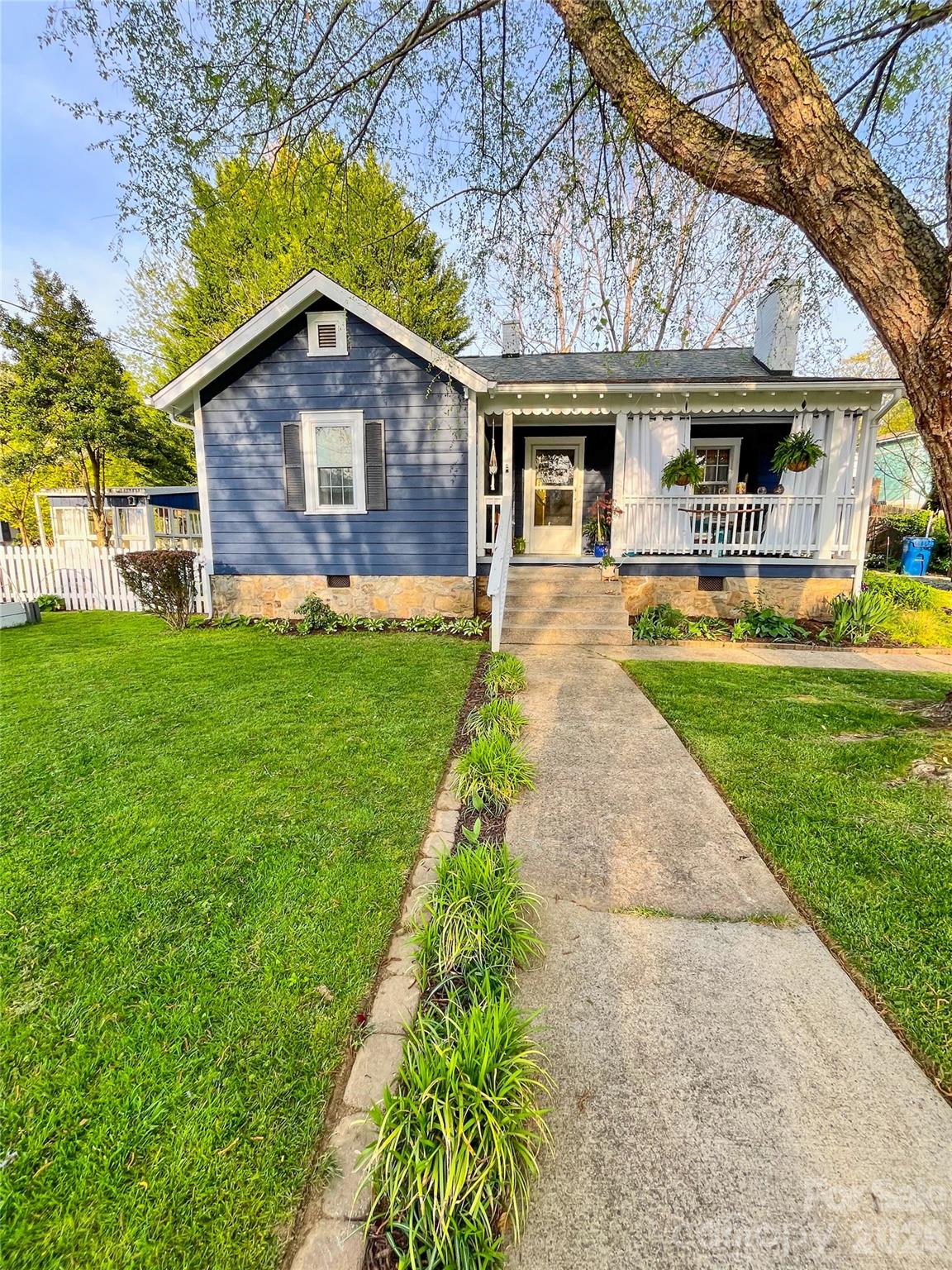 271 Brook Street Waynesville NC 28786