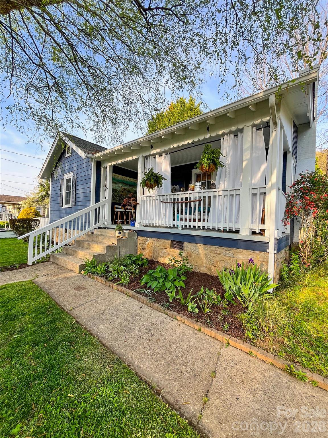 271 Brook Street Waynesville NC 28786