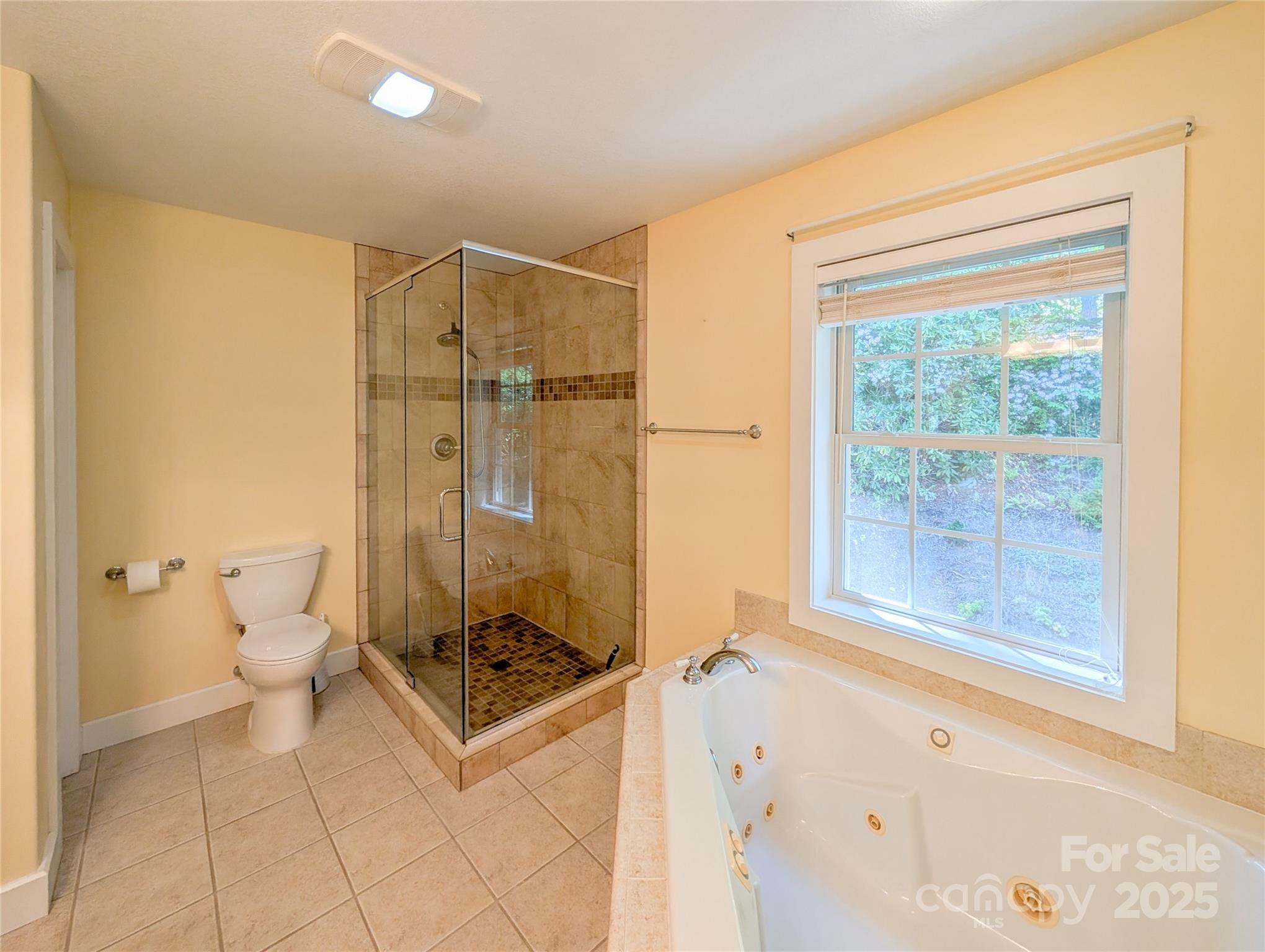 355 Rosewood Lane Burnsville NC 28714