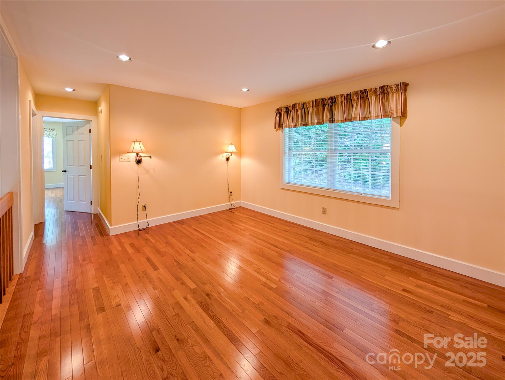 355 Rosewood Lane Burnsville NC 28714
