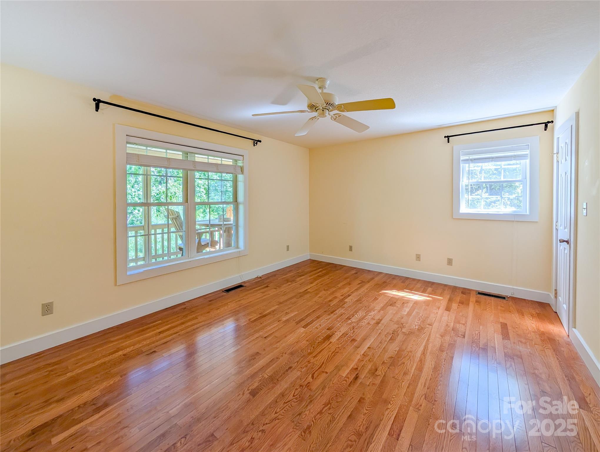 355 Rosewood Lane Burnsville NC 28714