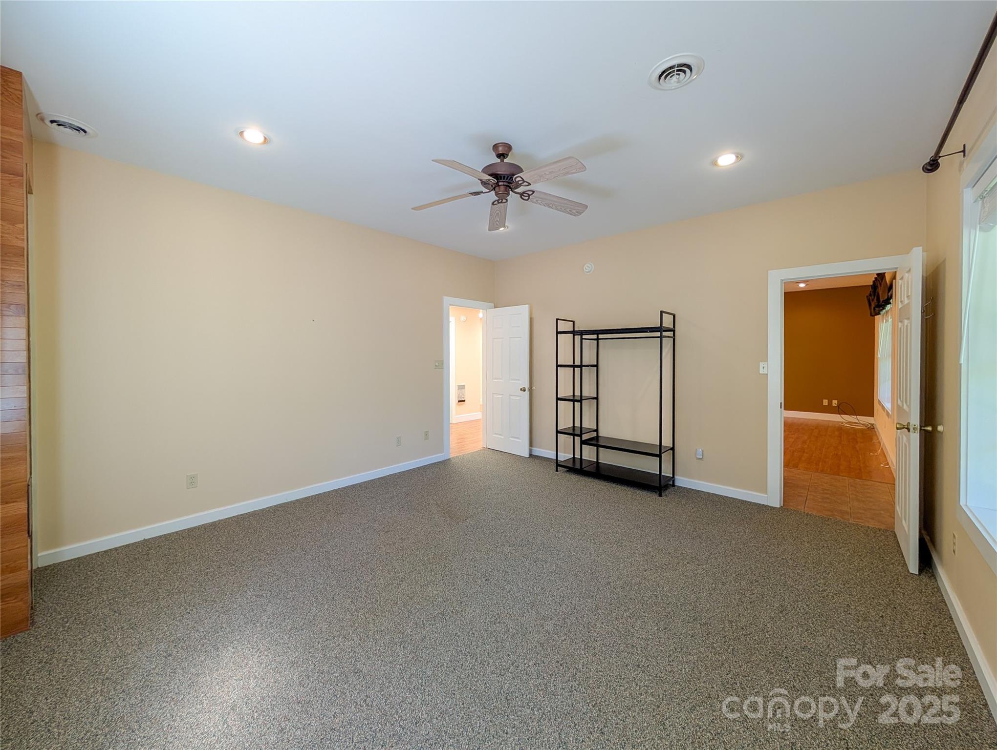 355 Rosewood Lane Burnsville NC 28714
