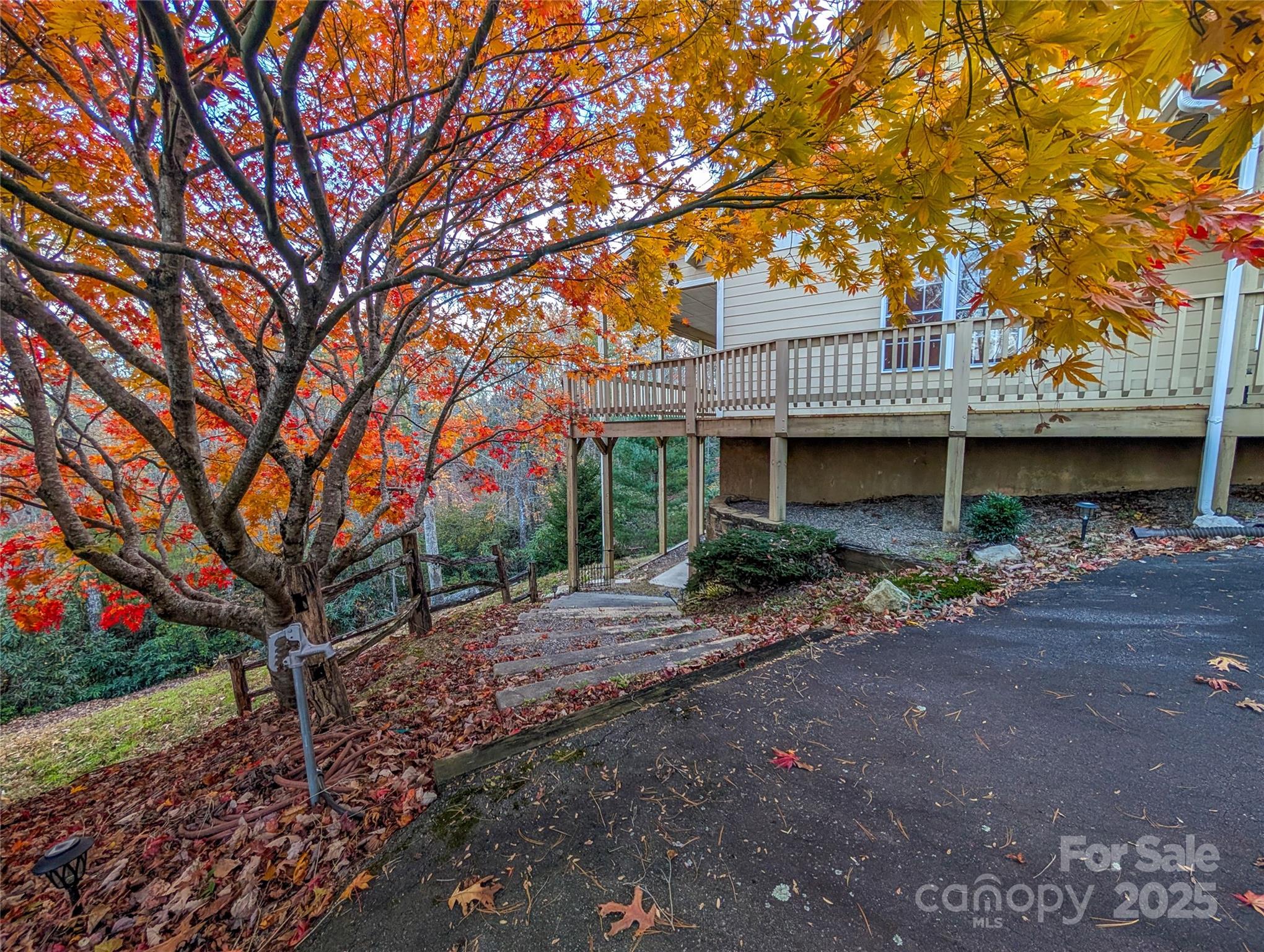 355 Rosewood Lane Burnsville NC 28714