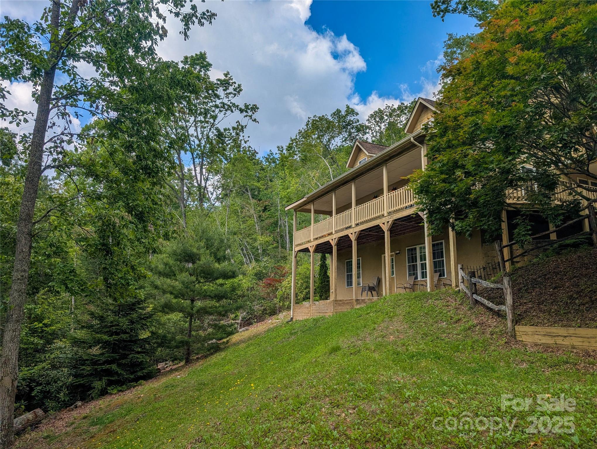 355 Rosewood Lane Burnsville NC 28714