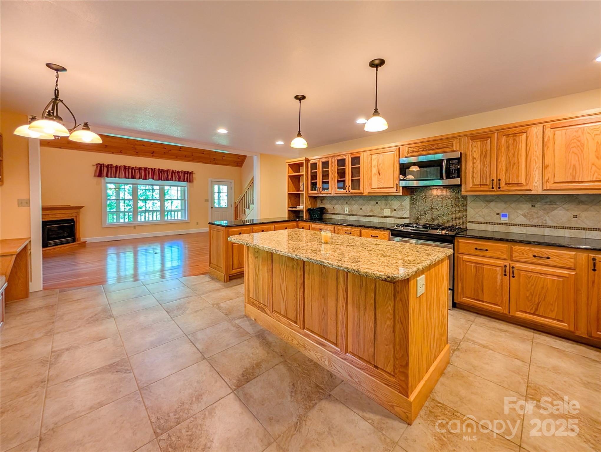 355 Rosewood Lane Burnsville NC 28714