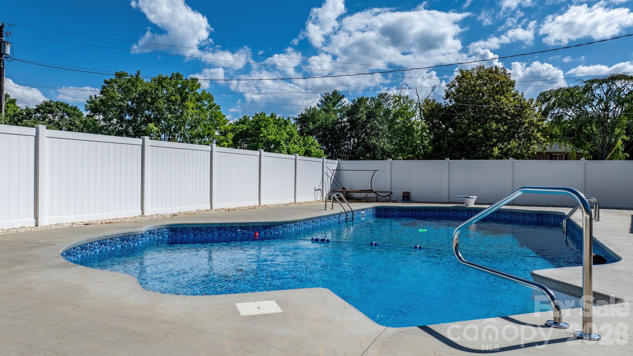 2596 Sweetbriar Circle Lenoir NC 28645