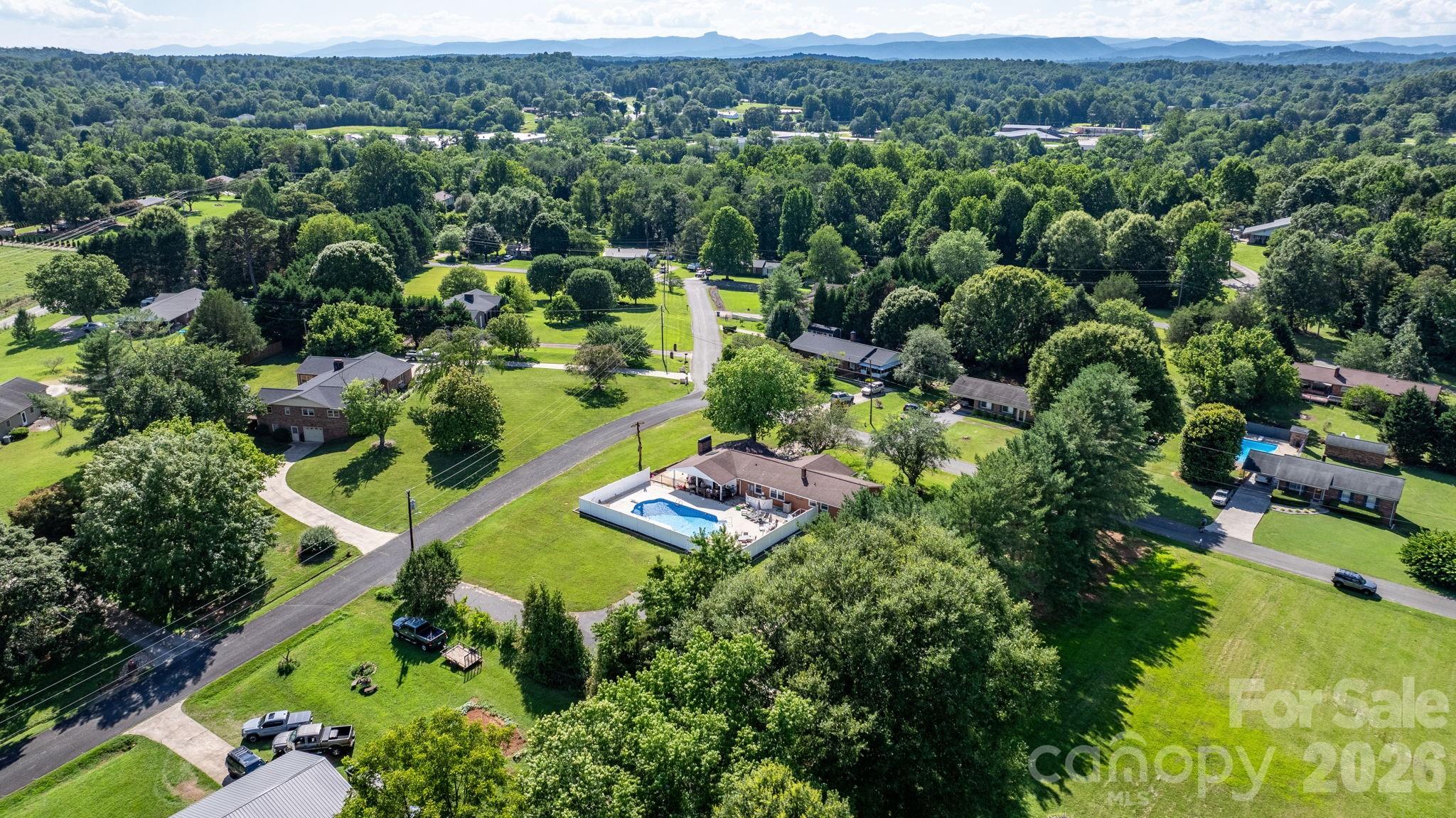 2596 Sweetbriar Circle Lenoir NC 28645