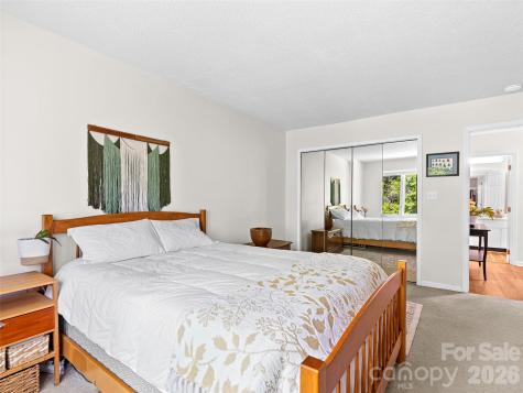 101 Beaver Ridge Road Asheville NC 28804