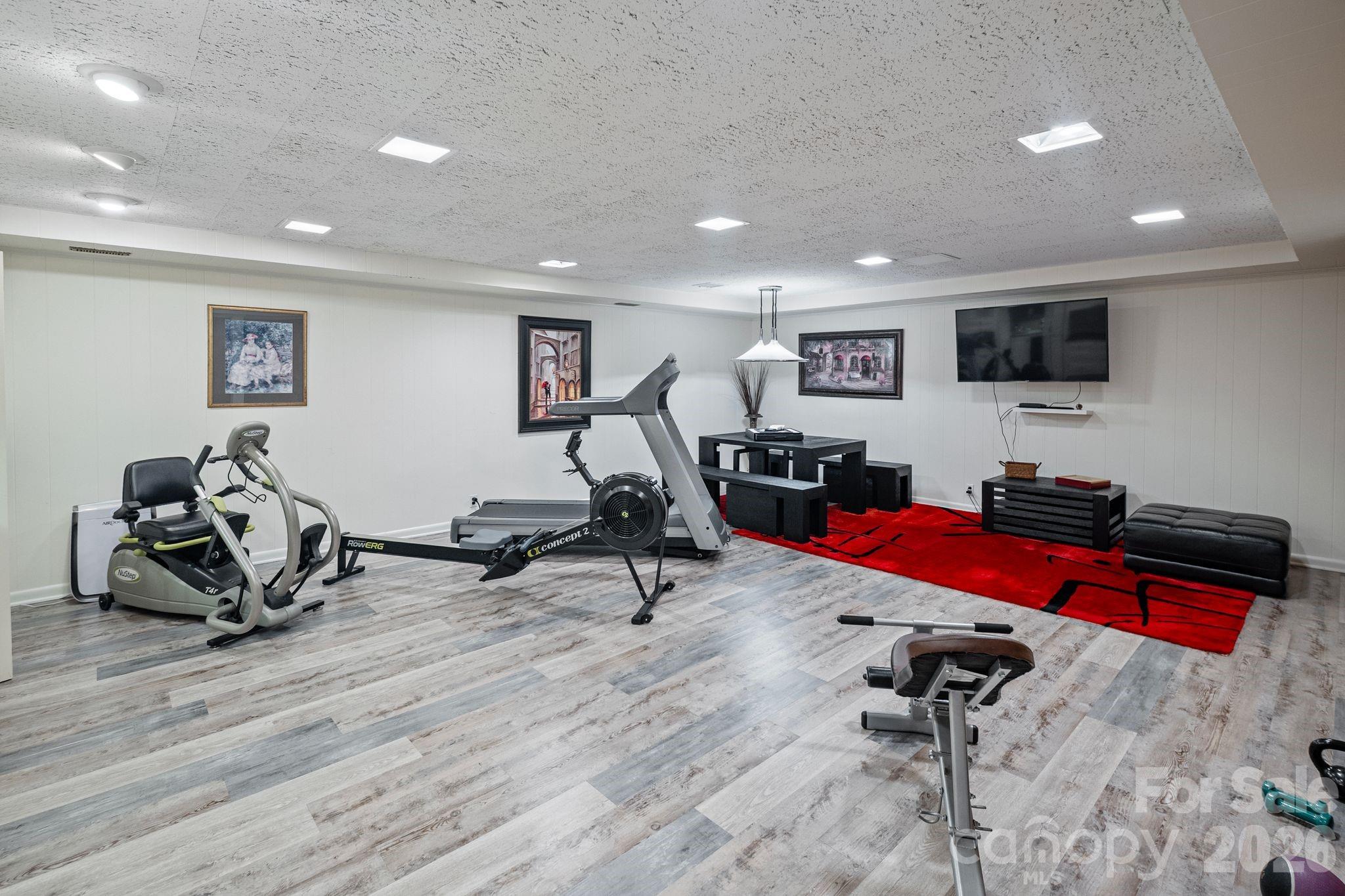 2082 2nd Street Drive NW Hickory NC 28601