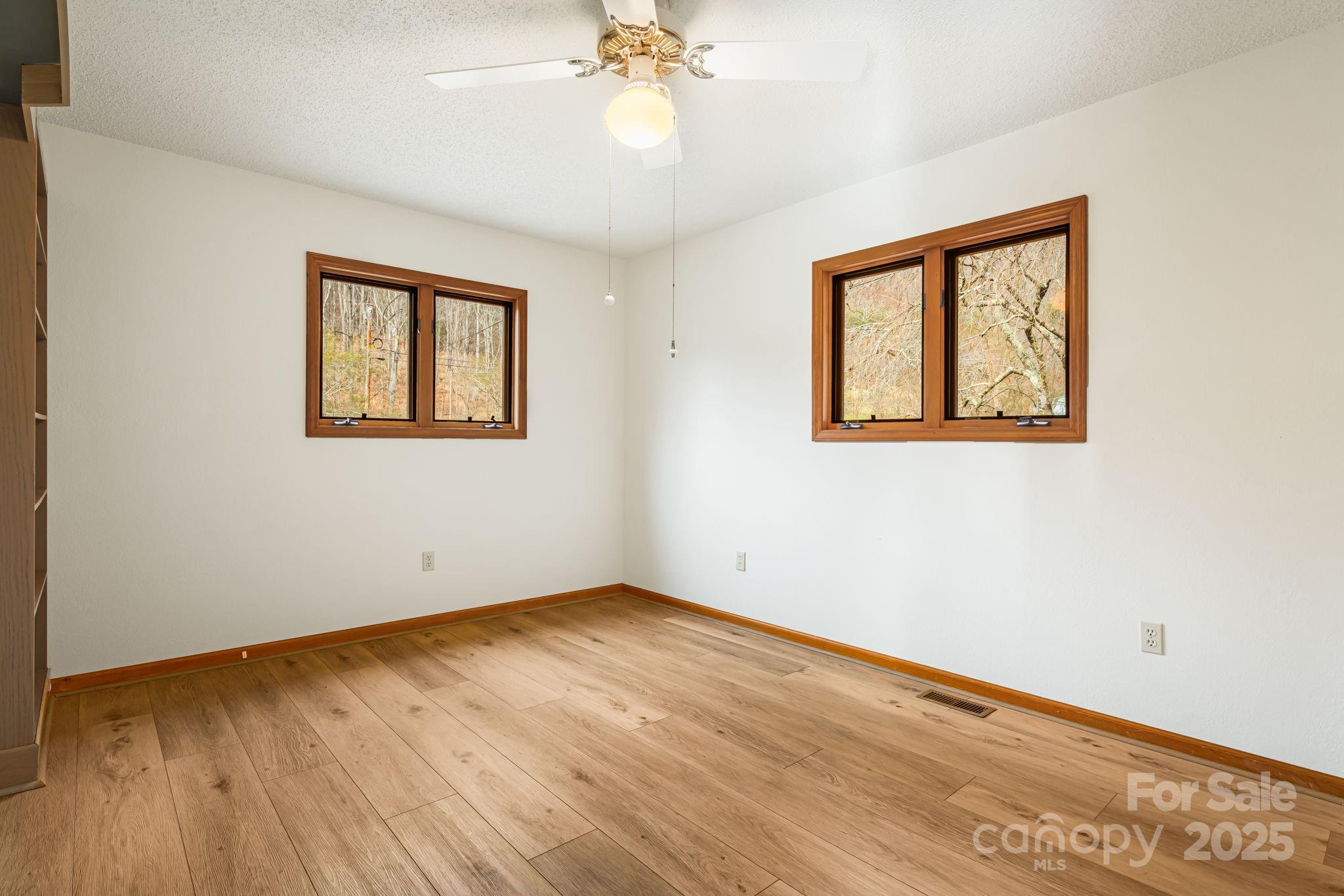 111 S Valley View Drive Mars Hill NC 28754
