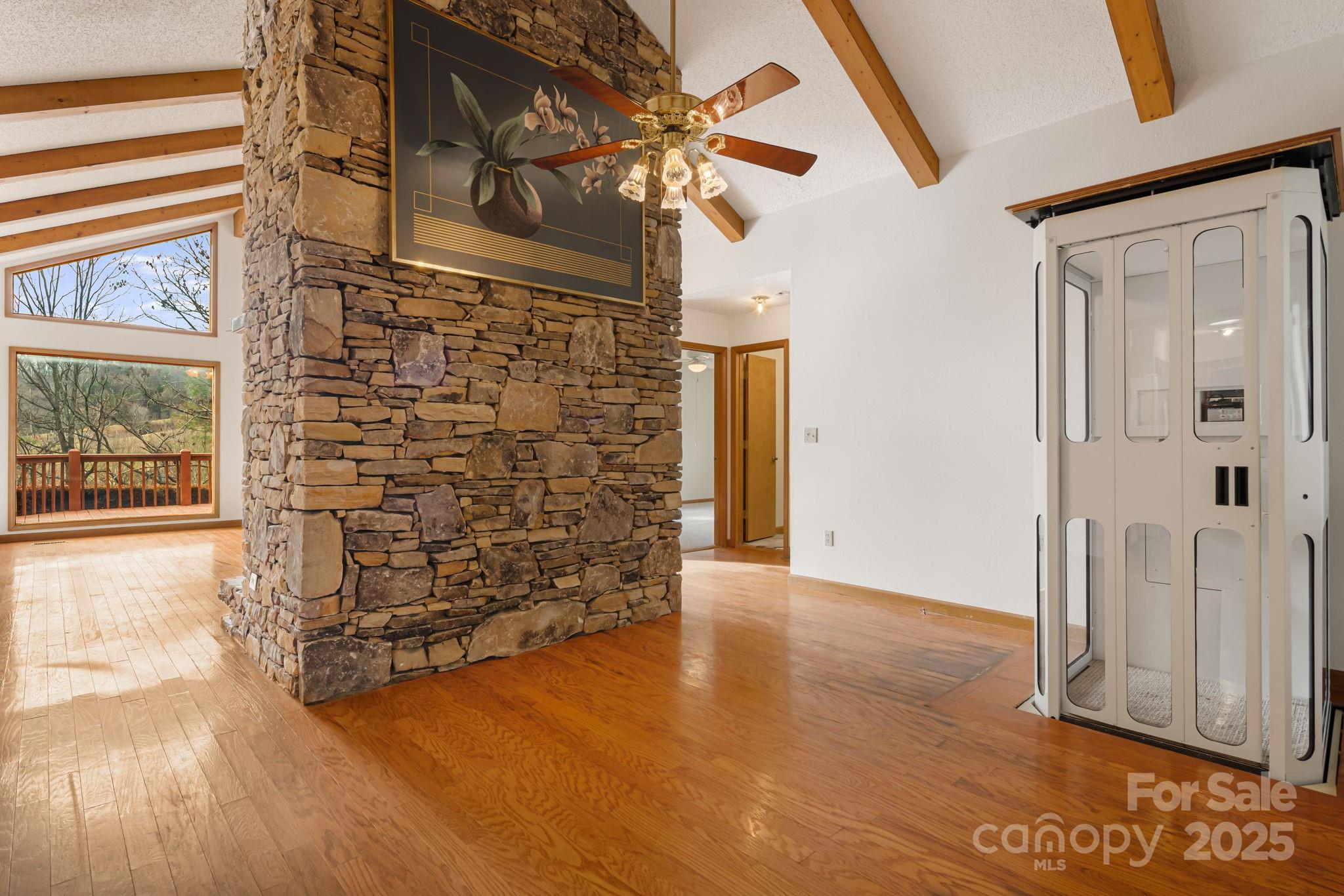 111 S Valley View Drive Mars Hill NC 28754