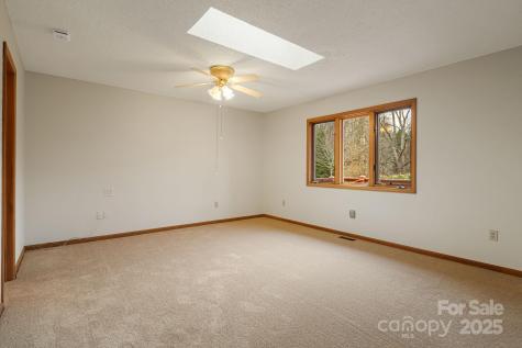 111 S Valley View Drive Mars Hill NC 28754