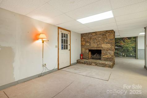 111 S Valley View Drive Mars Hill NC 28754