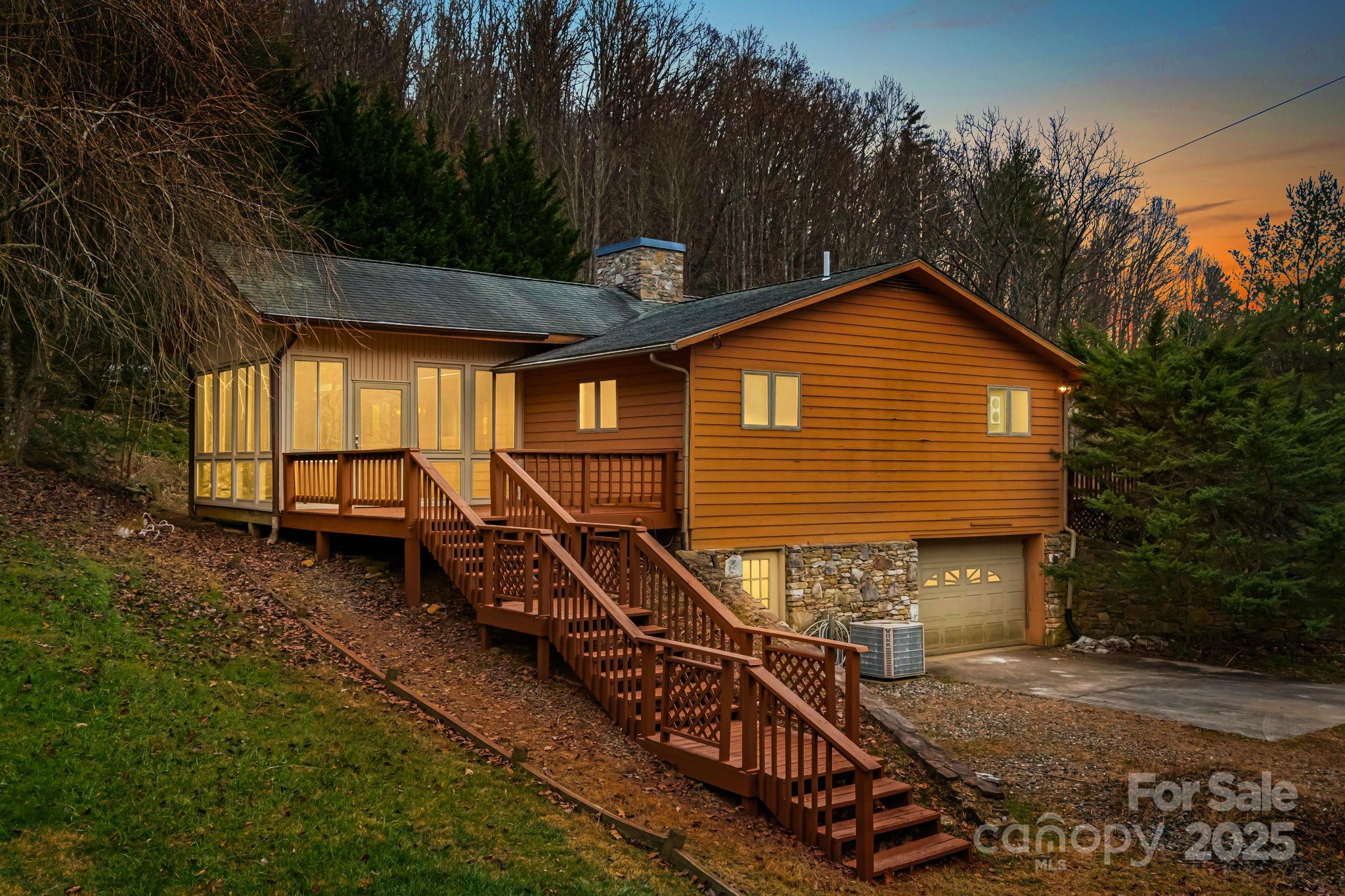 111 S Valley View Drive Mars Hill NC 28754