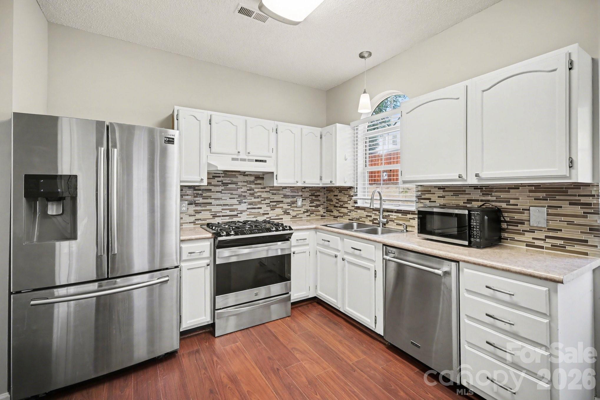 1921 Stonewyck Avenue Kannapolis NC 28081
