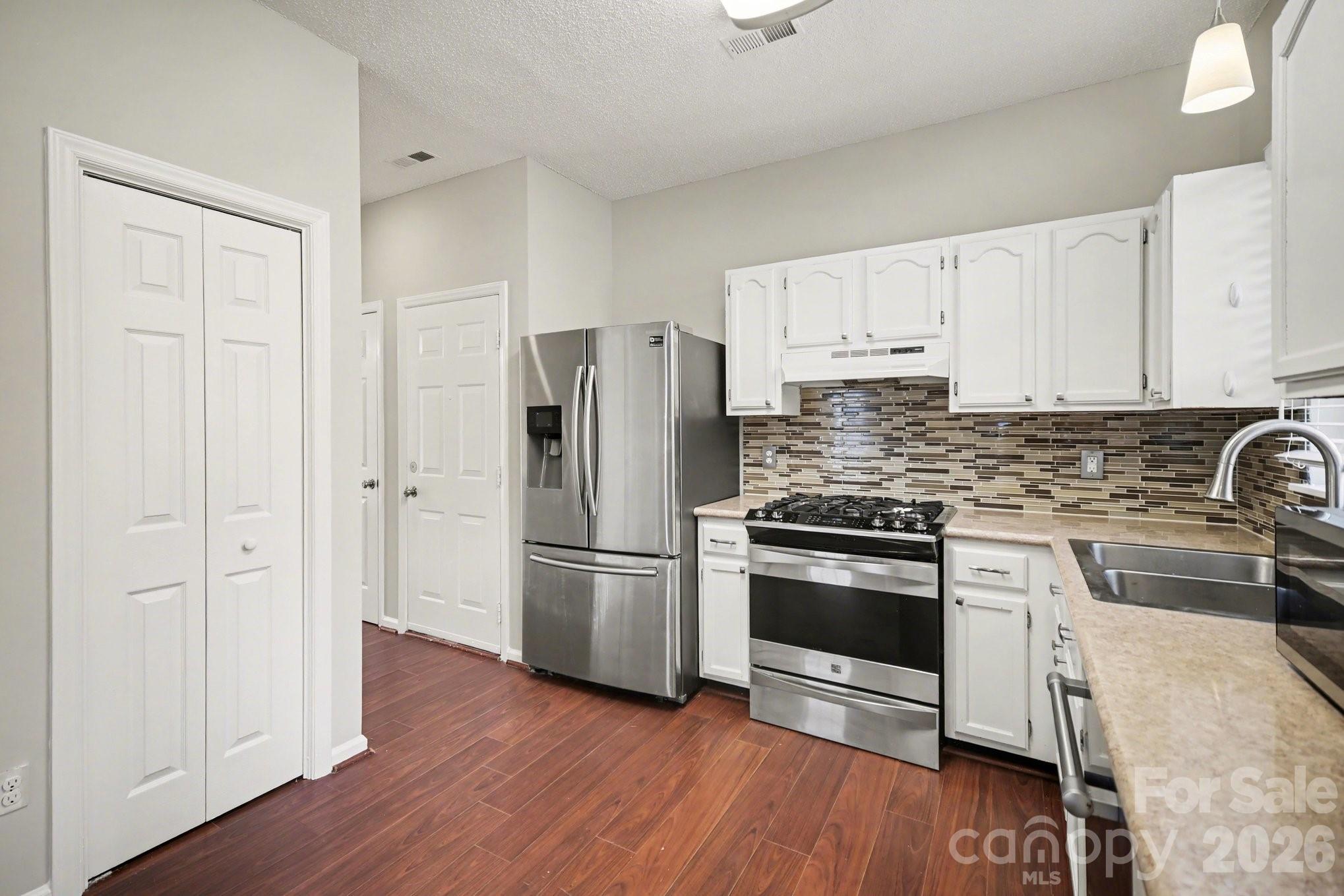 1921 Stonewyck Avenue Kannapolis NC 28081