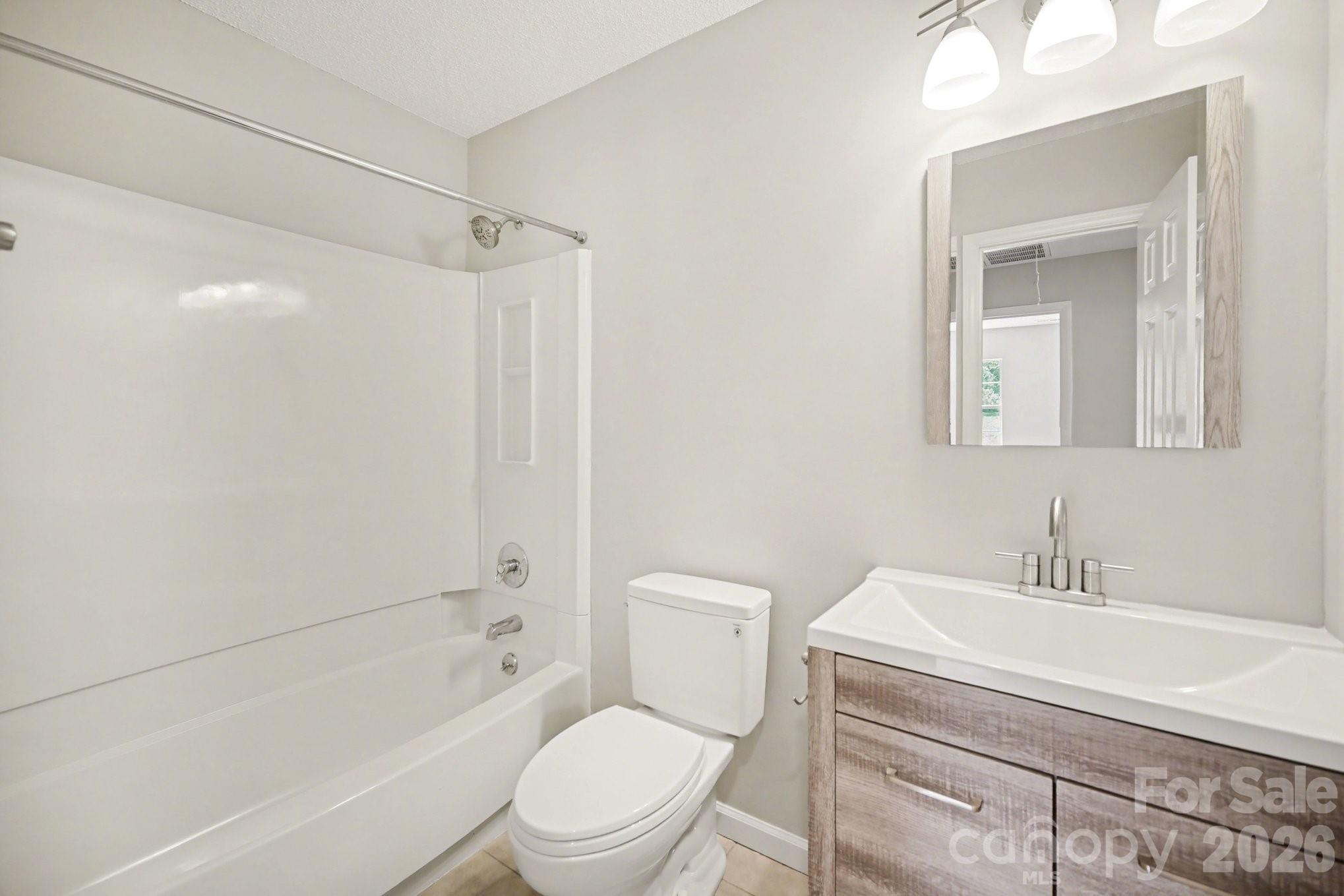 1921 Stonewyck Avenue Kannapolis NC 28081