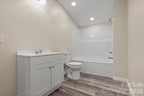 32 Roddy Street Cheraw SC 29520