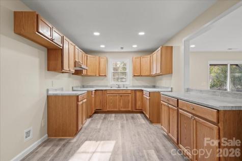 32 Roddy Street Cheraw SC 29520