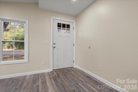 32 Roddy Street Cheraw SC 29520