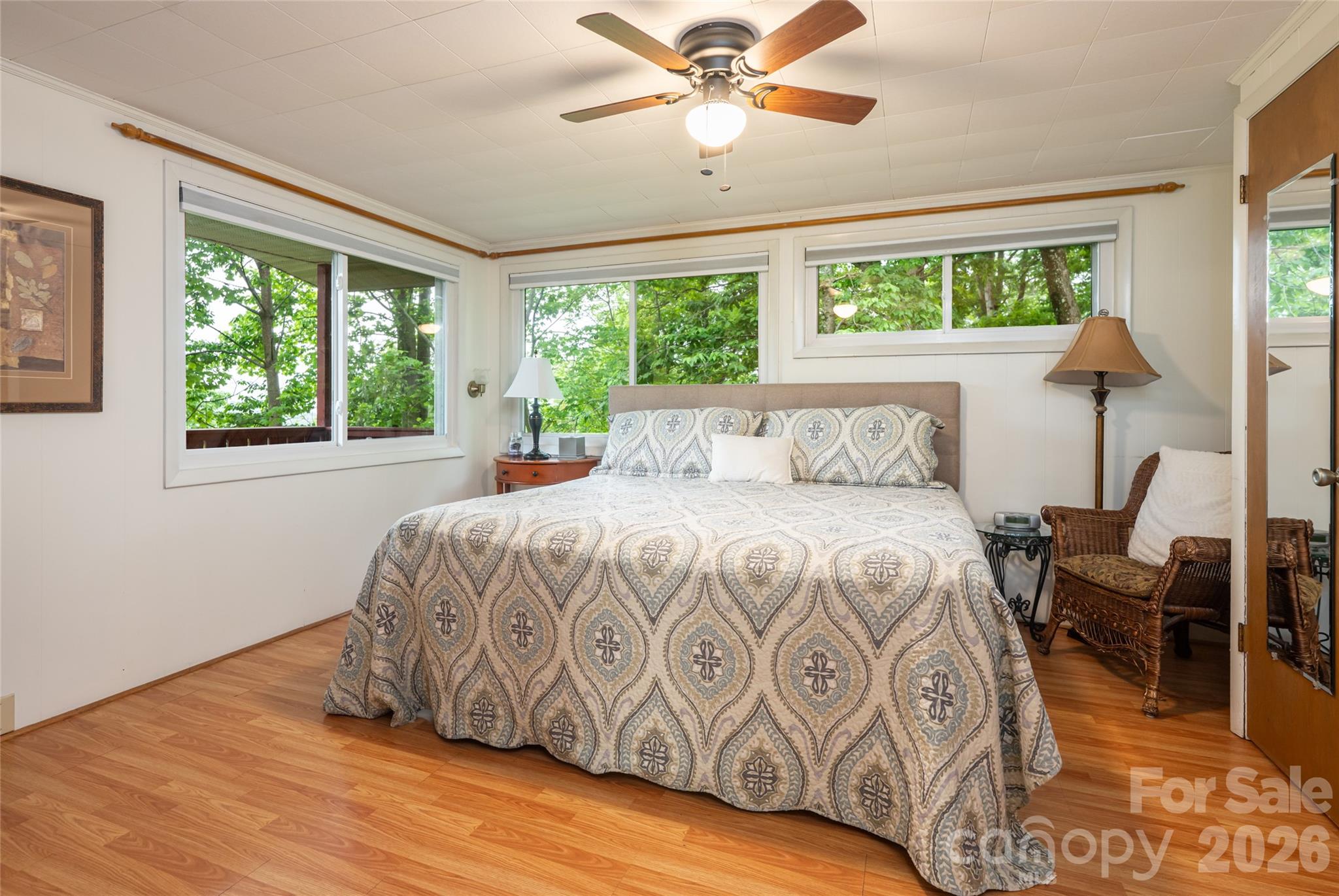 8 N Delano Road Asheville NC 28805