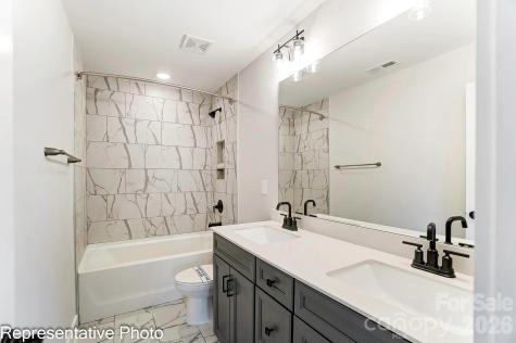 13118 Foxberry Road Charlotte NC 28213