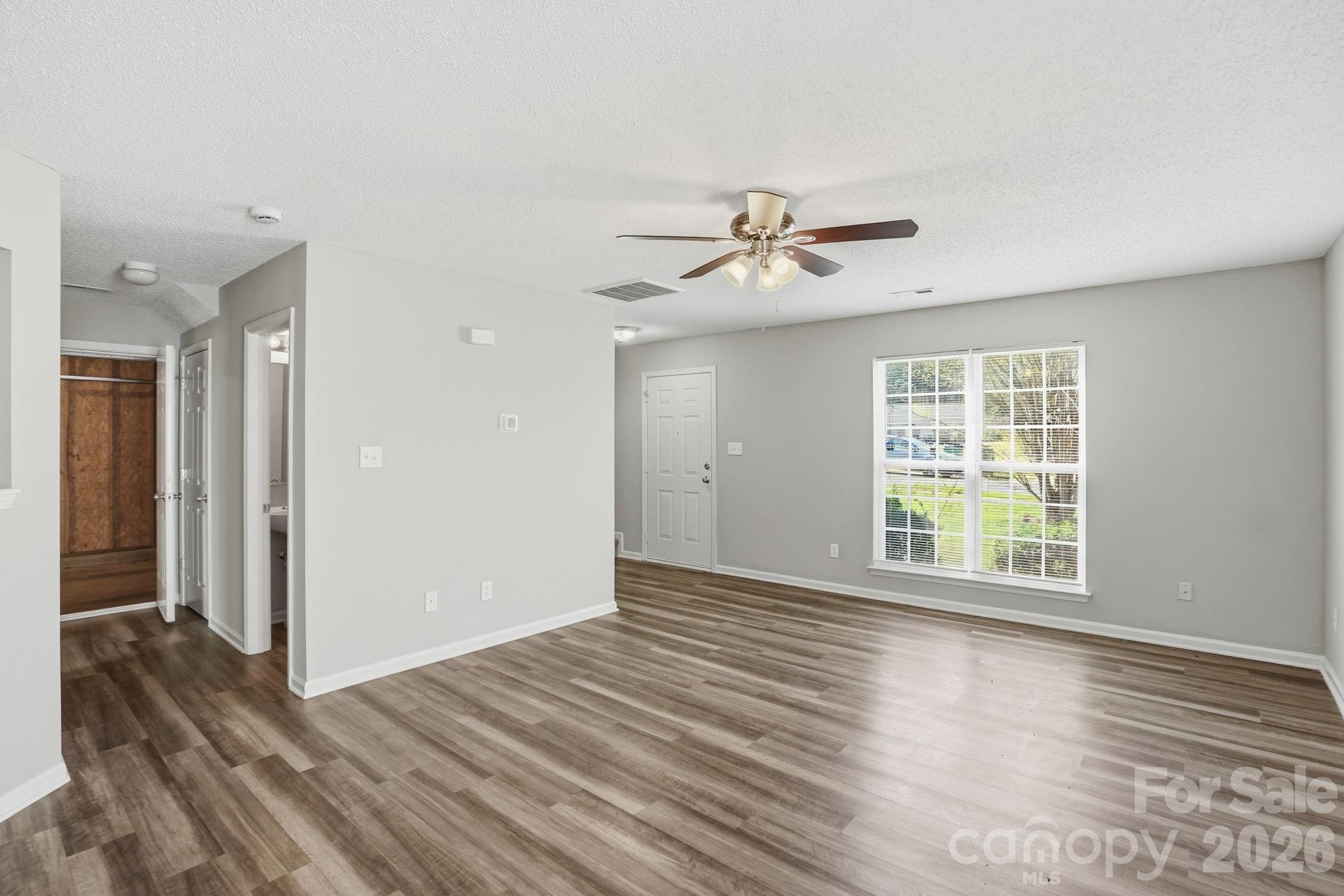 836 Almora Drive Charlotte NC 28216