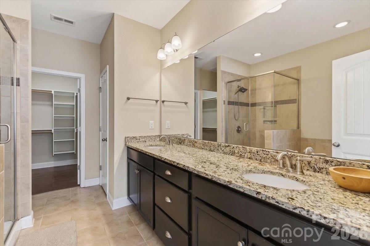 4194 La Crema Drive Charlotte NC 28214