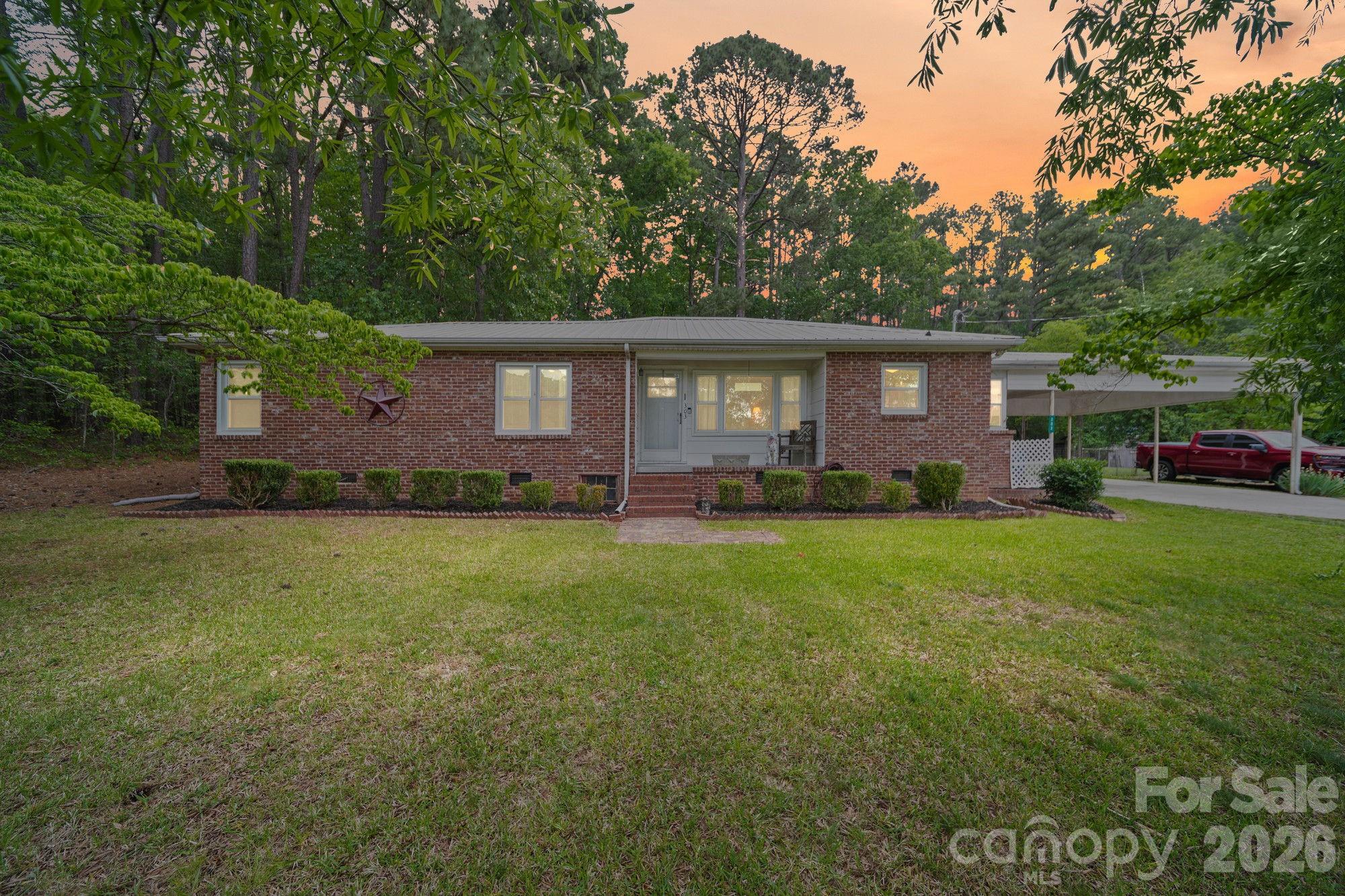 303 E Allenton Street Mount Gilead NC 27306
