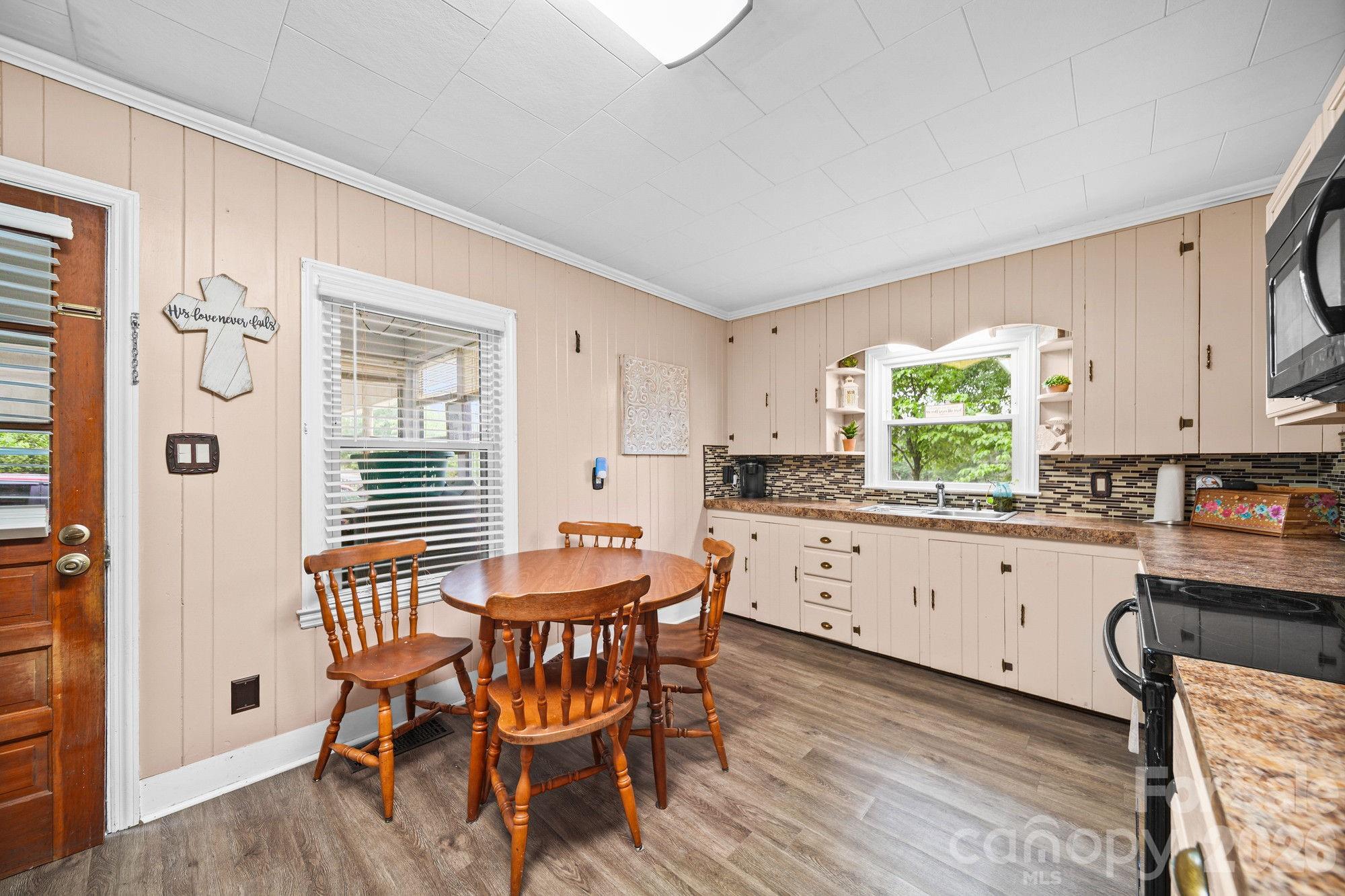 303 E Allenton Street Mount Gilead NC 27306